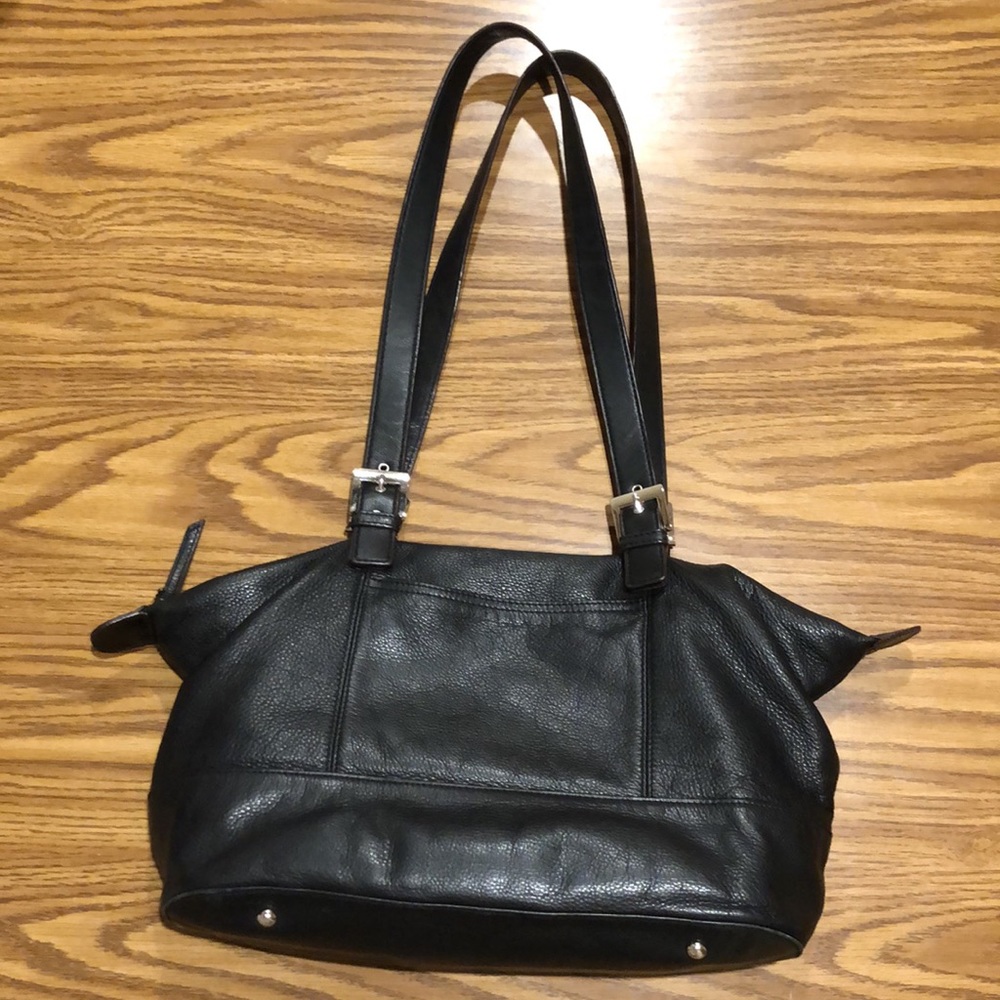 Real Leather Black zip tote purse - Picture 3 of 5